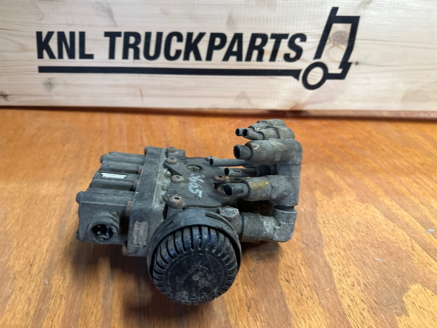 SCANIA SOLENOID VALVE CIRCUIT 1448079 - Brake valve for Truck: picture 1 SCANIA SOLENOID VALVE CIRCUIT 1448079 - Brake valve for Truck: picture 1