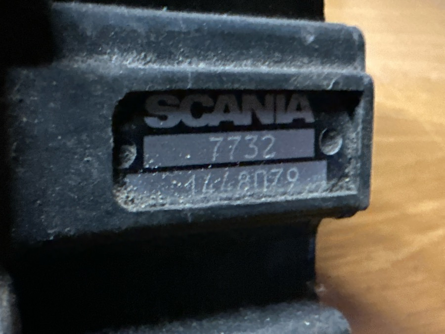 SCANIA SOLENOID VALVE CIRCUIT 1448079 - Brake valve for Truck: picture 3 SCANIA SOLENOID VALVE CIRCUIT 1448079 - Brake valve for Truck: picture 3