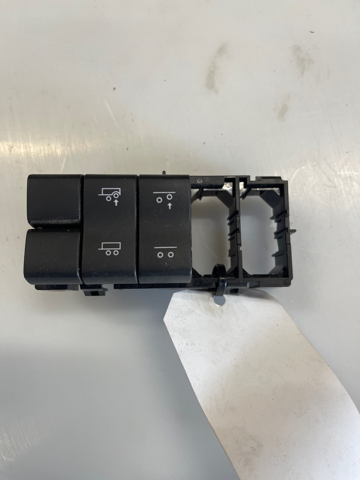 SCANIA SWITCH MODUL 2557283 - Dashboard for Truck: picture 2 SCANIA SWITCH MODUL 2557283 - Dashboard for Truck: picture 2