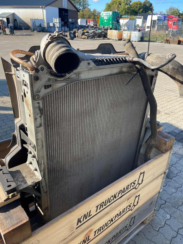 VOLVO COMPLETE COOLER / INTERCOOLER 23852082 - Cooling system for Truck: picture 3 VOLVO COMPLETE COOLER / INTERCOOLER 23852082 - Cooling system for Truck: picture 3