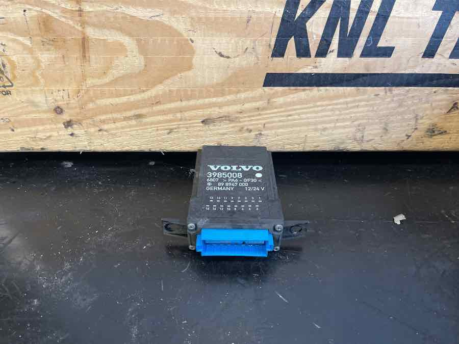 VOLVO ECU 3985008 - Electrical system for Truck: picture 1 VOLVO ECU 3985008 - Electrical system for Truck: picture 1