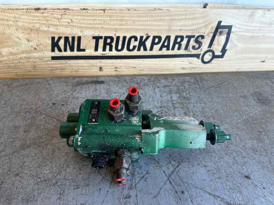 VOLVO STEERING VALVE VALVE 22822219 - Steering for Truck: picture 1 VOLVO STEERING VALVE VALVE 22822219 - Steering for Truck: picture 1