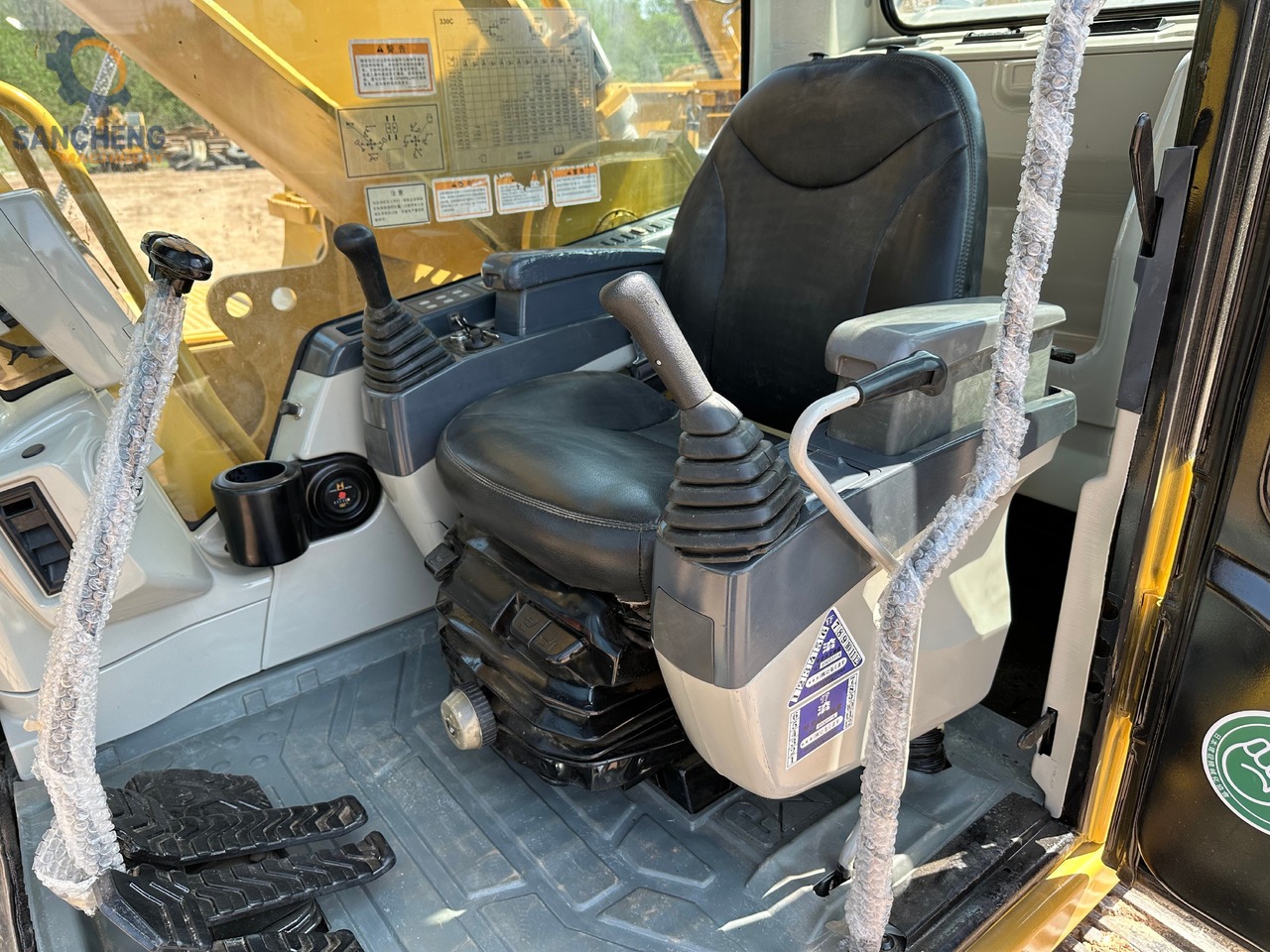 CAT 330CL - Crawler excavator: picture 5 CAT 330CL - Crawler excavator: picture 5