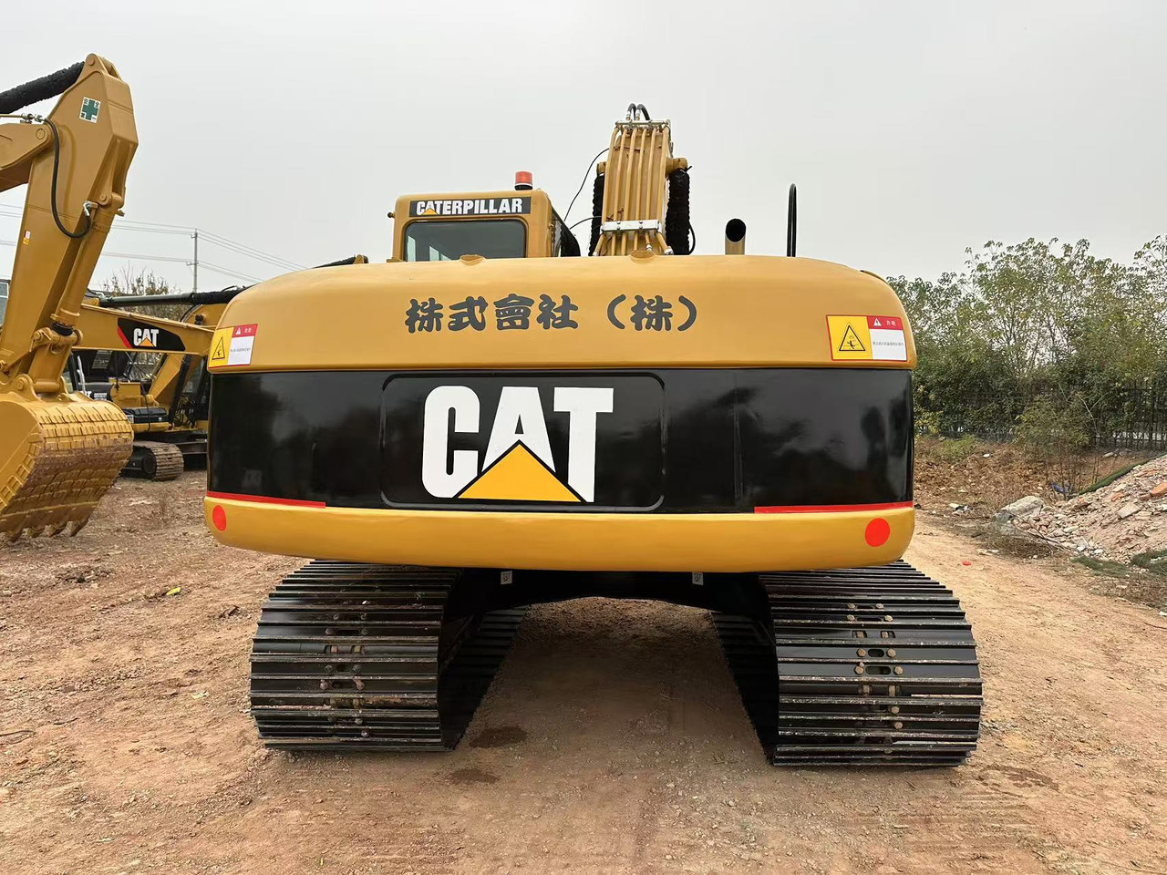 CATERPILLAR 320CL - Crawler excavator: picture 3 CATERPILLAR 320CL - Crawler excavator: picture 3