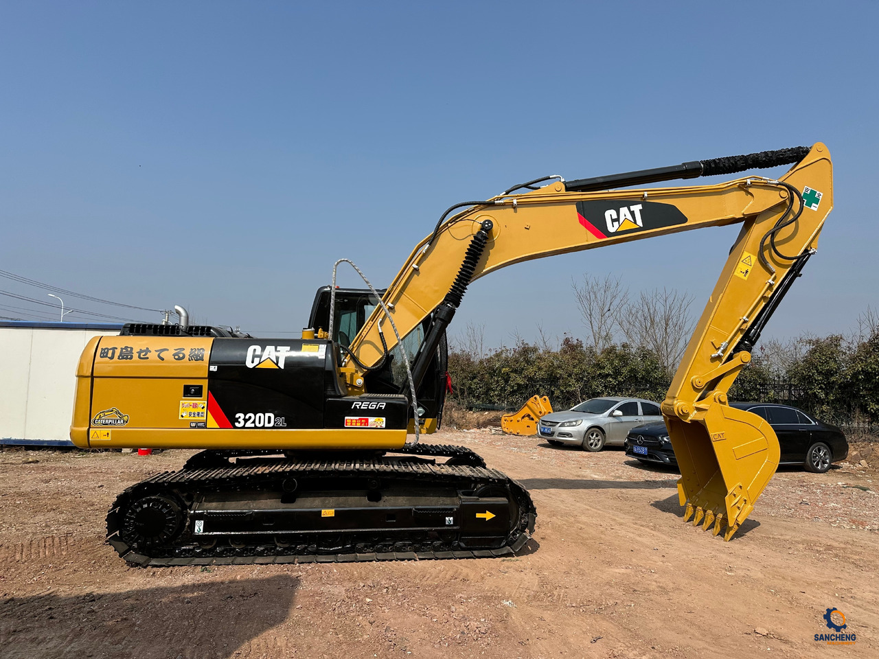 CATERPILLAR 320D2L - Crawler excavator: picture 2 CATERPILLAR 320D2L - Crawler excavator: picture 2