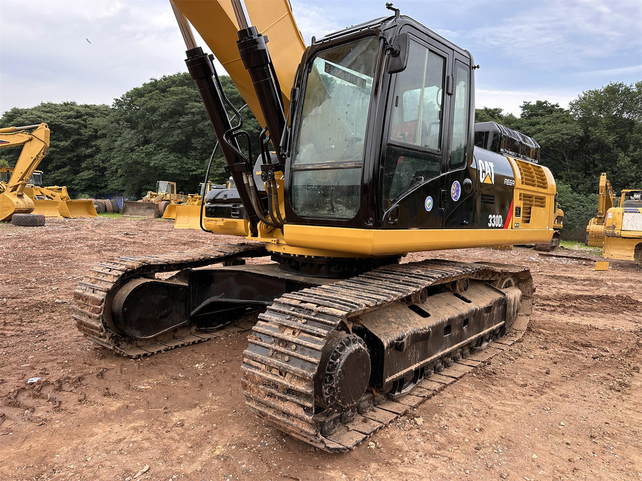 CATERPILLAR 330DL - Crawler excavator: picture 5 CATERPILLAR 330DL - Crawler excavator: picture 5