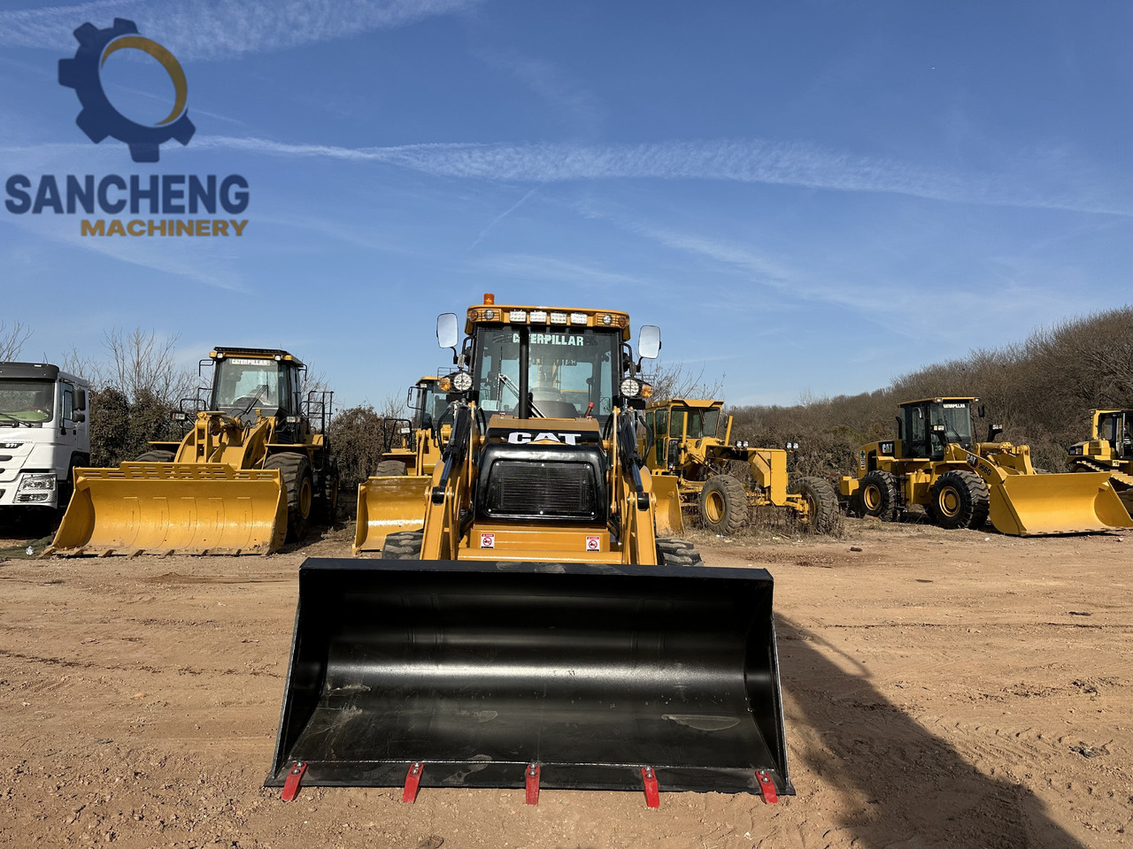 CATERPILLAR 420F2 - Backhoe loader: picture 5 CATERPILLAR 420F2 - Backhoe loader: picture 5