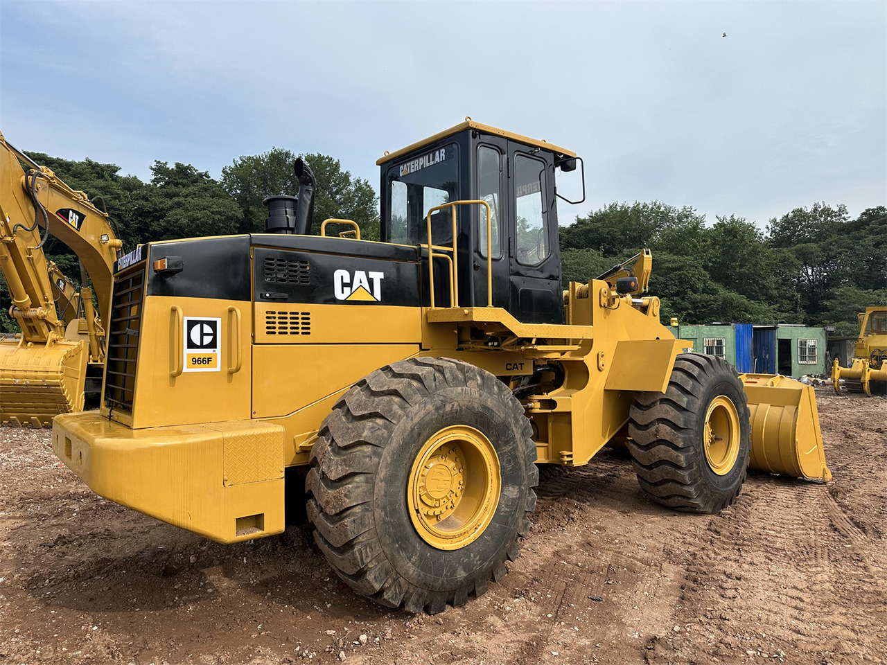CATERPILLAR 966F - Wheel loader: picture 3 CATERPILLAR 966F - Wheel loader: picture 3