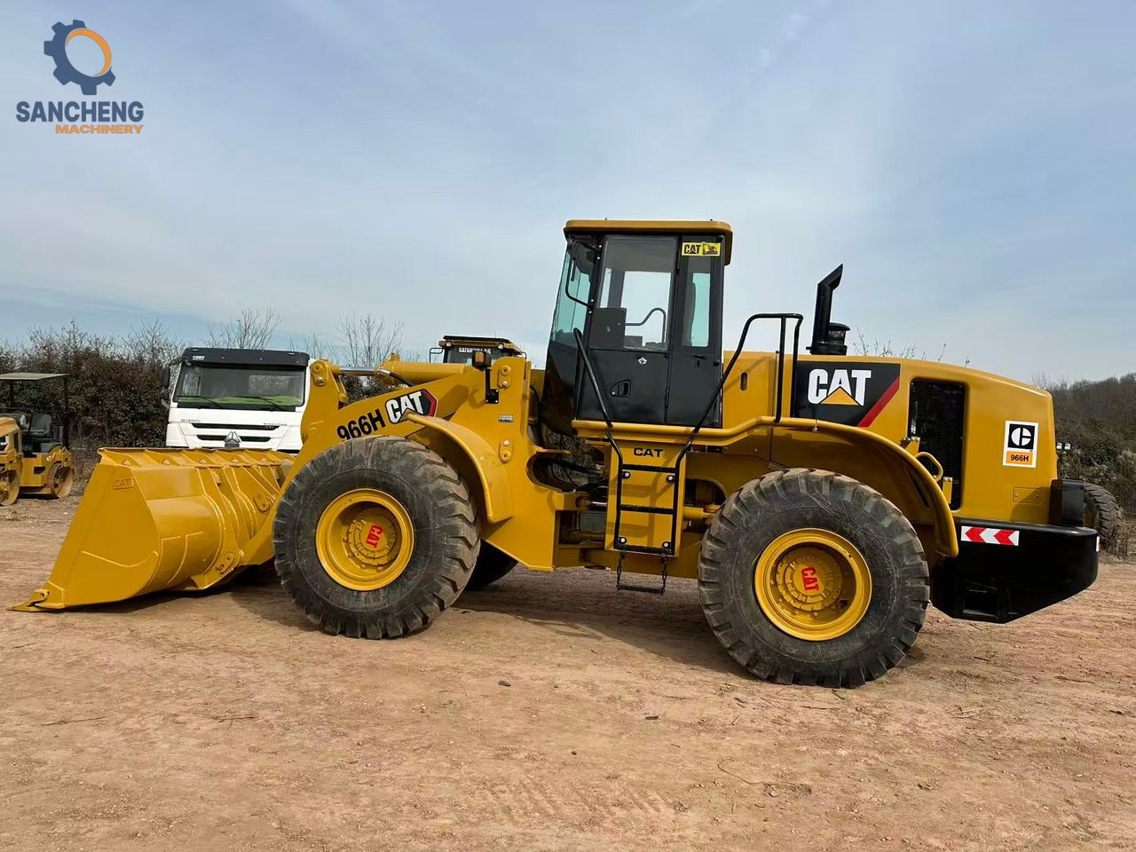 Loader CATERPILLAR 966H: picture 7