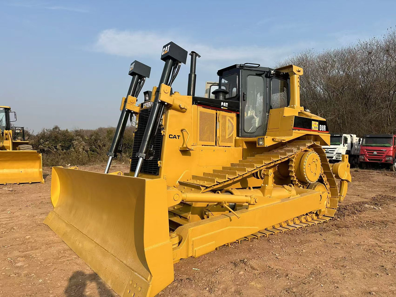 CATERPILLAR D8R Bulldozer - Bulldozer: picture 2 CATERPILLAR D8R Bulldozer - Bulldozer: picture 2