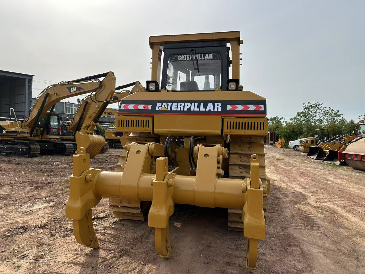 Bulldozer CATERPILLAR D8R: picture 7