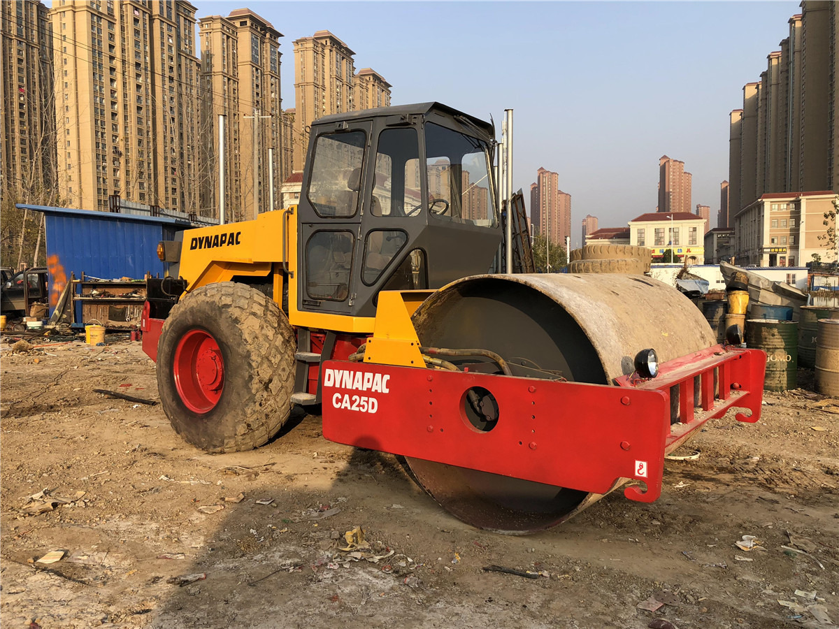 DYNAPAC CA25D - Roller: picture 5 DYNAPAC CA25D - Roller: picture 5