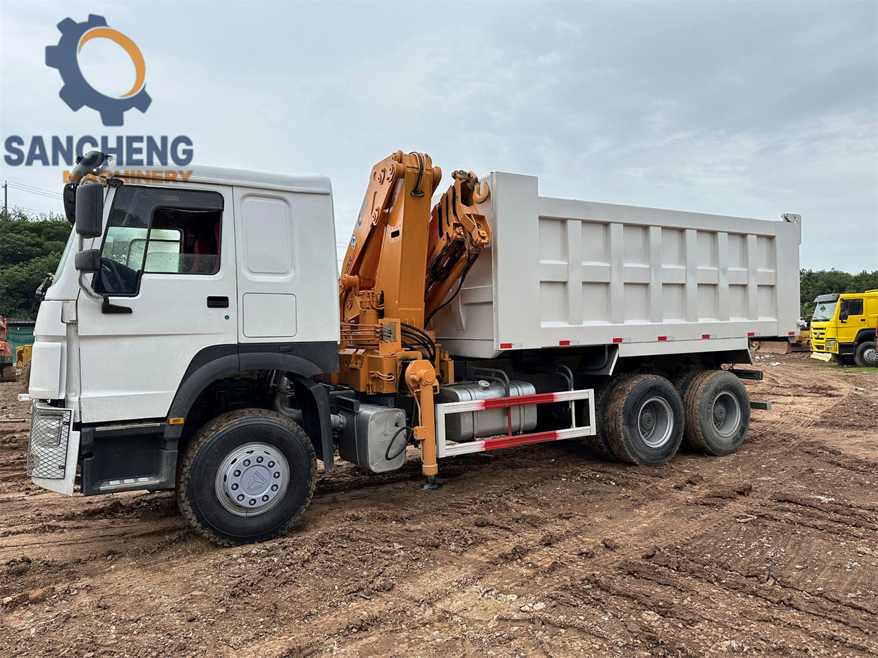 HOWO 371 crane truck - Crane truck: picture 5 HOWO 371 crane truck - Crane truck: picture 5