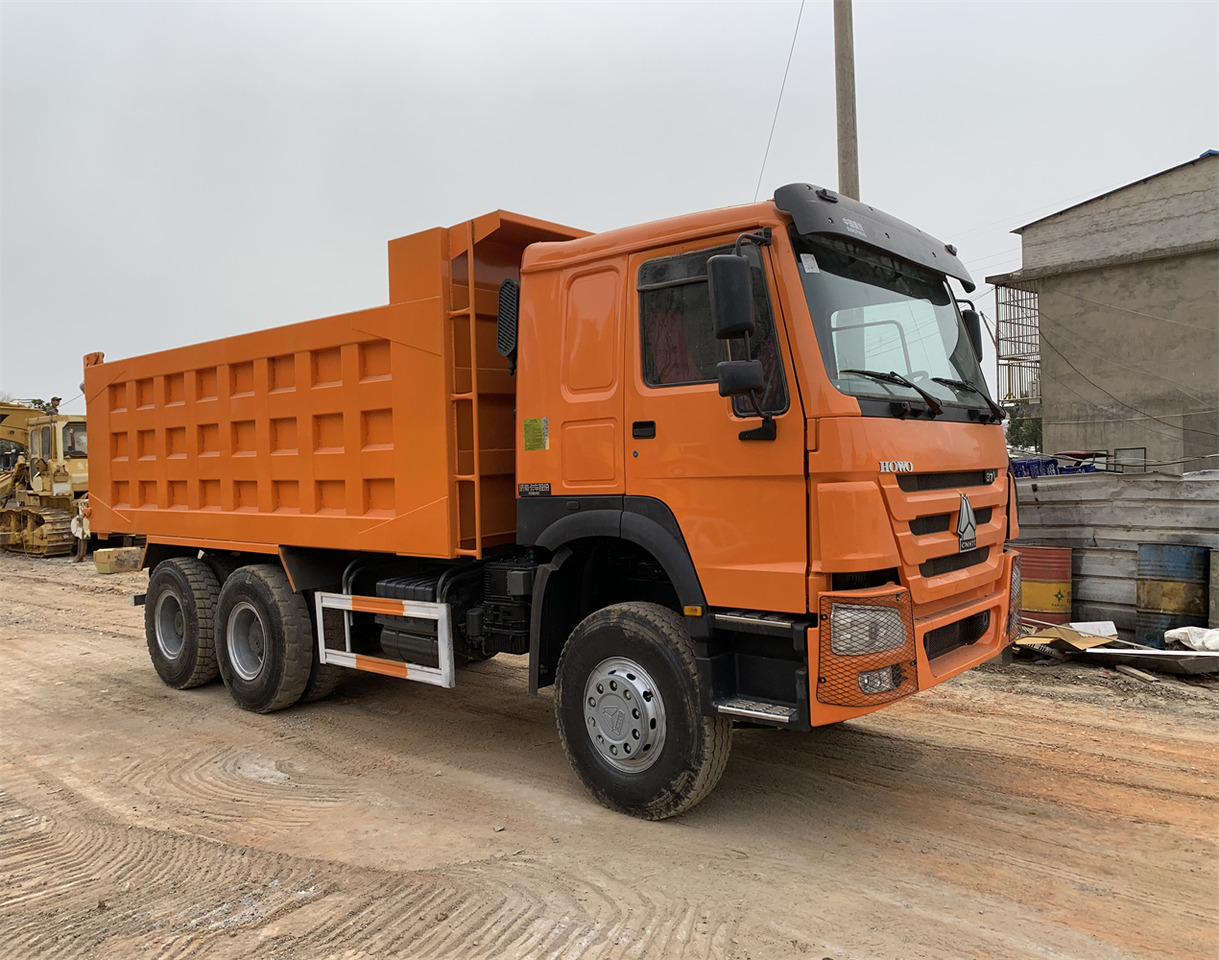 HOWO 371hp - Tipper: picture 4 HOWO 371hp - Tipper: picture 4