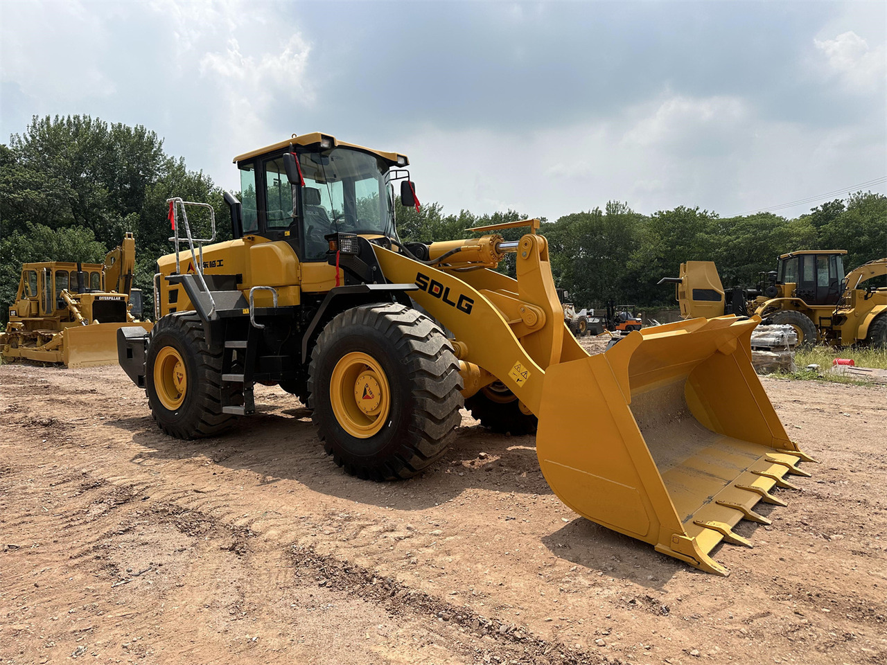 SDLG L956F - Wheel loader: picture 2 SDLG L956F - Wheel loader: picture 2
