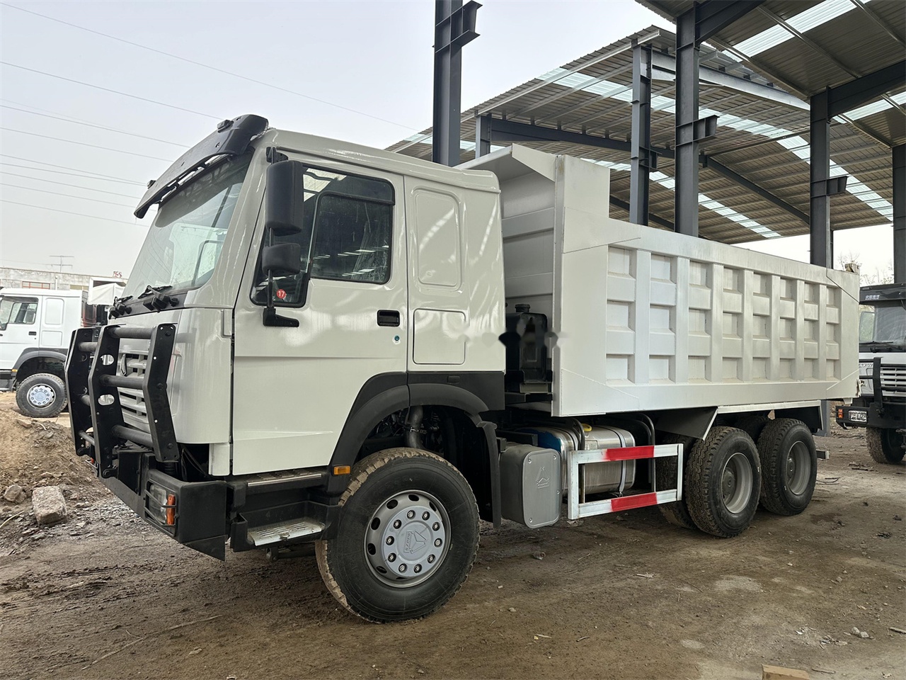SINOTRUK HOWO 371 Dump Truck - Tipper: picture 1 SINOTRUK HOWO 371 Dump Truck - Tipper: picture 1