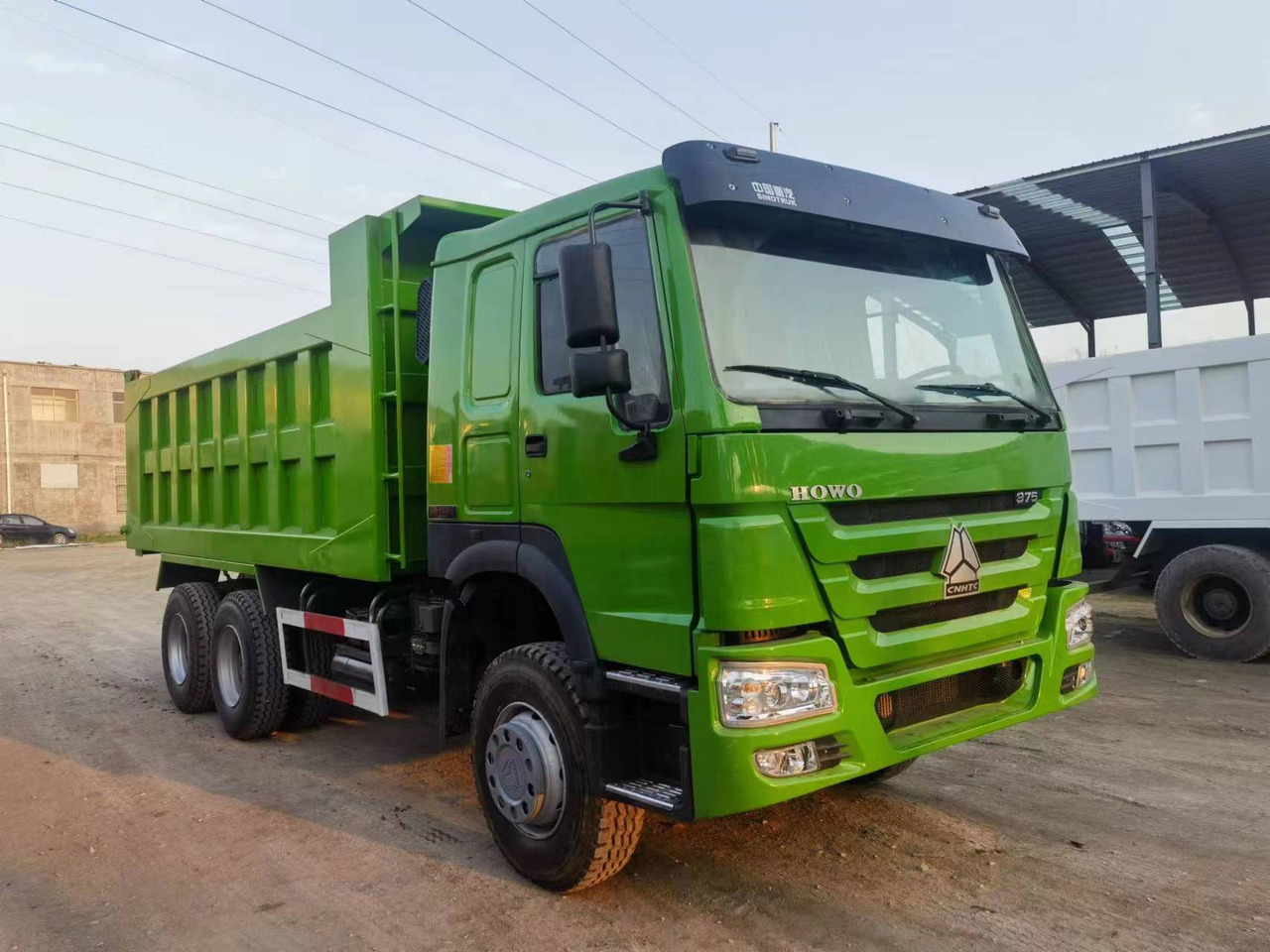 SINOTRUK HOWO 375 - Tipper: picture 1 SINOTRUK HOWO 375 - Tipper: picture 1