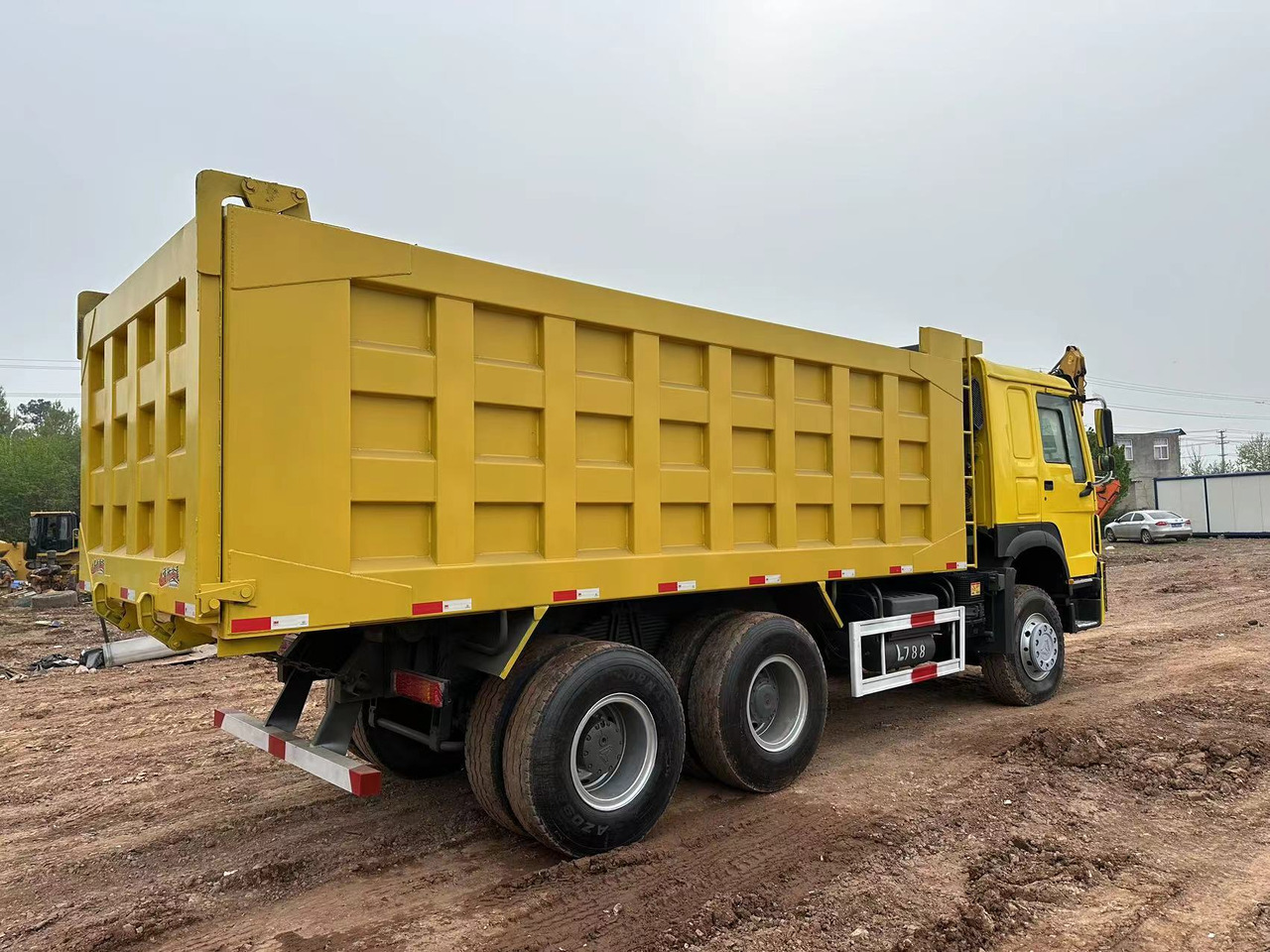 SINOTRUK Howo Dump truck 371 leasing SINOTRUK Howo Dump truck 371: picture 7