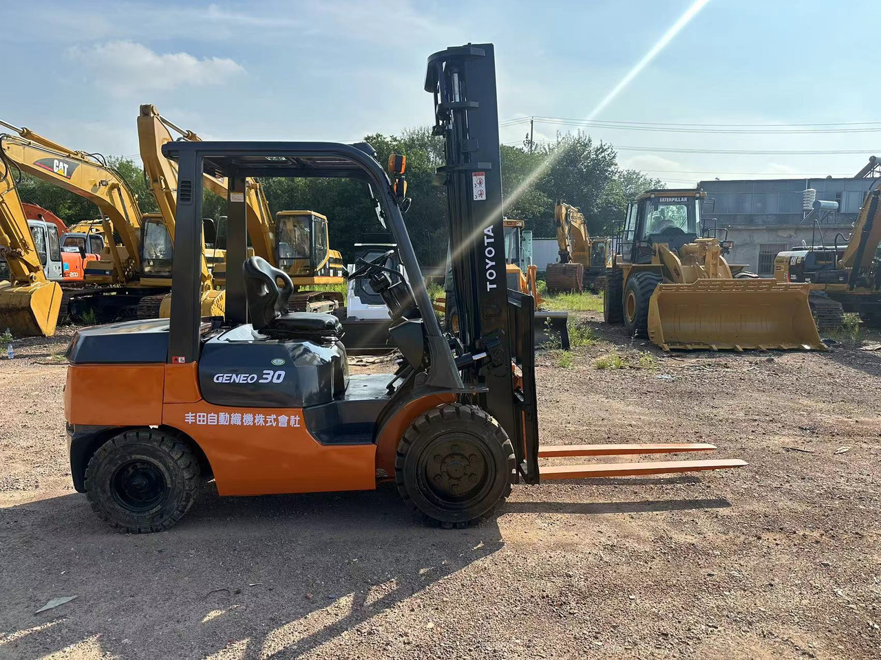 TOYOTA GENEO30 - Diesel forklift: picture 1 TOYOTA GENEO30 - Diesel forklift: picture 1