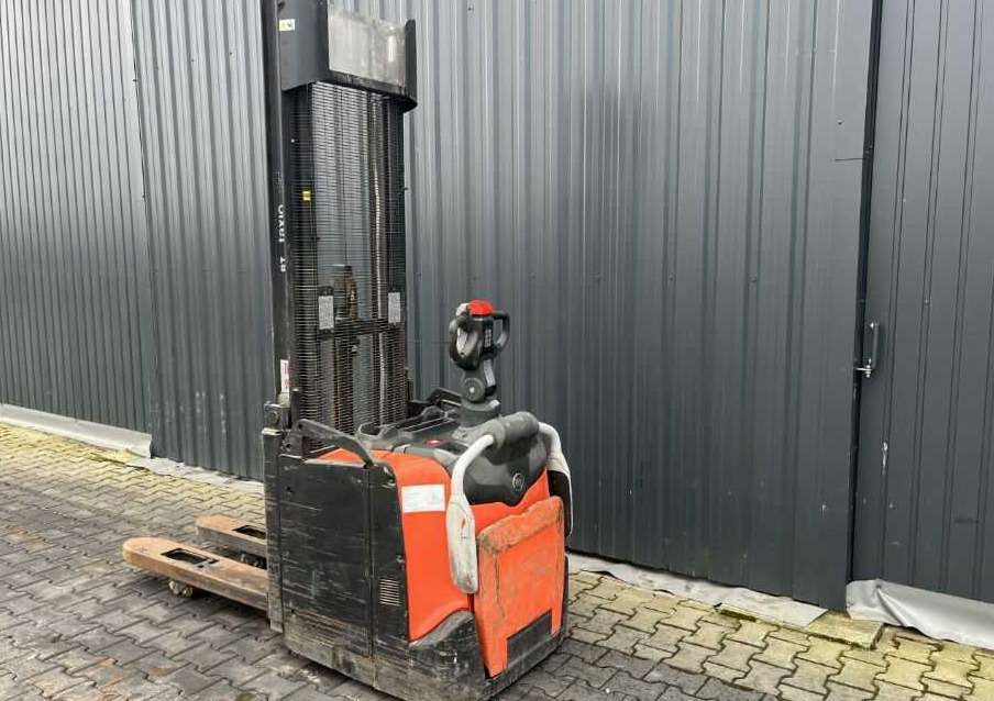 BT SPE120L - Stacker: picture 3 BT SPE120L - Stacker: picture 3