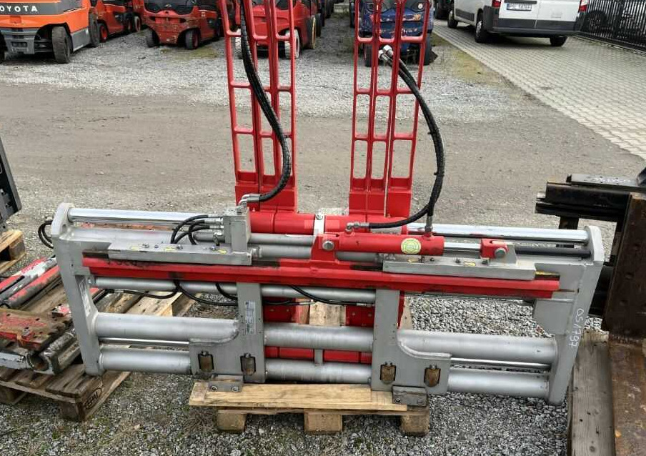 Durwen DRPK45C - Forks for Forklift: picture 4 Durwen DRPK45C - Forks for Forklift: picture 4