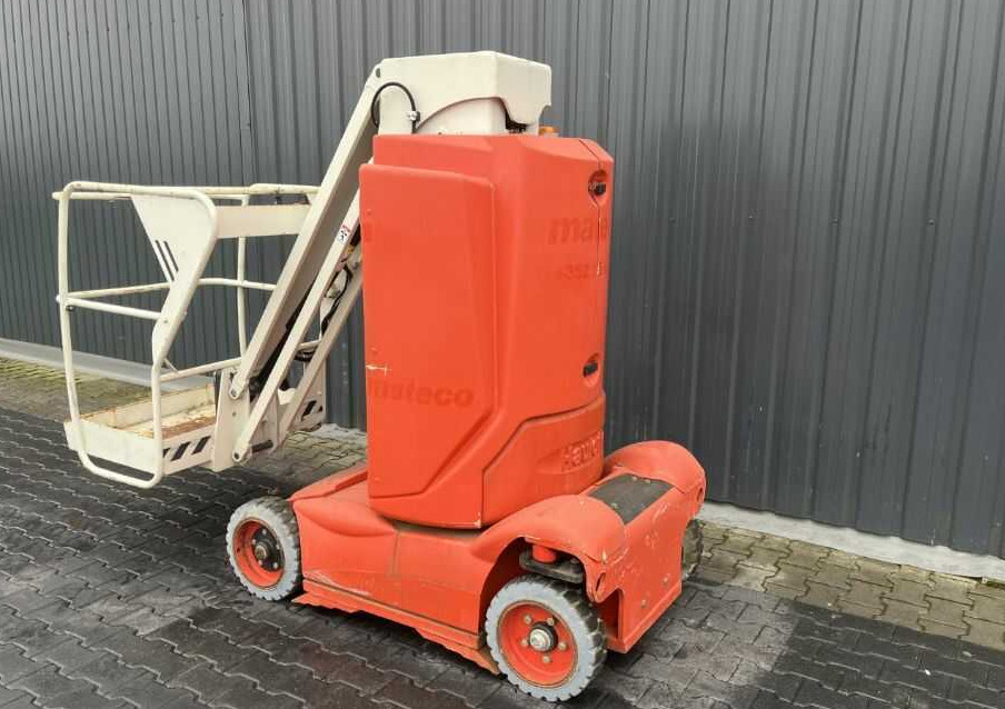 Haulotte STAR 10-1 - Vertical mast lift: picture 3 Haulotte STAR 10-1 - Vertical mast lift: picture 3