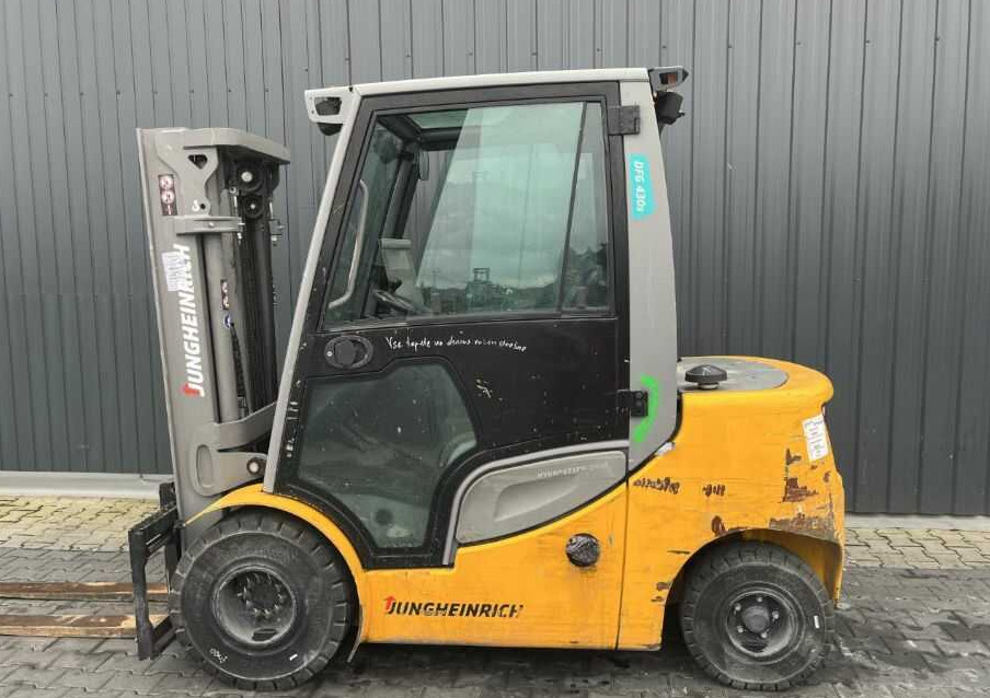 Jungheinrich DFG430s - Diesel forklift: picture 2 Jungheinrich DFG430s - Diesel forklift: picture 2