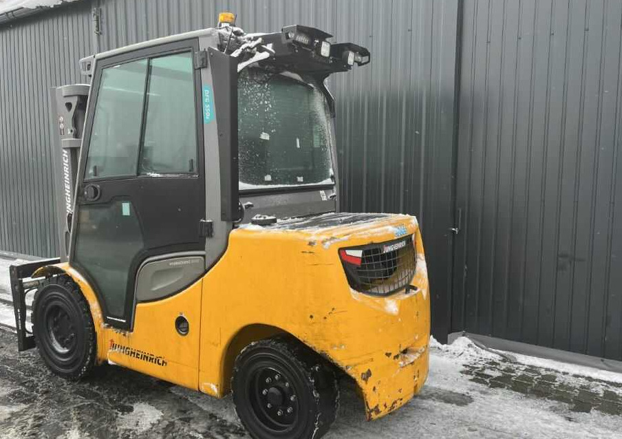 Jungheinrich DFG550s - Diesel forklift: picture 3 Jungheinrich DFG550s - Diesel forklift: picture 3