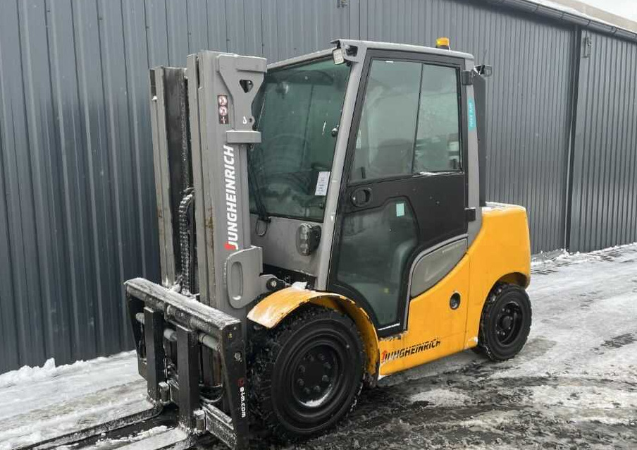 Jungheinrich DFG550s - Diesel forklift: picture 1 Jungheinrich DFG550s - Diesel forklift: picture 1