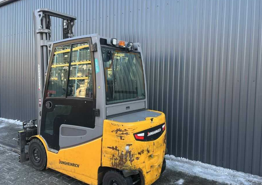 Jungheinrich EFG425 - Electric forklift: picture 3 Jungheinrich EFG425 - Electric forklift: picture 3