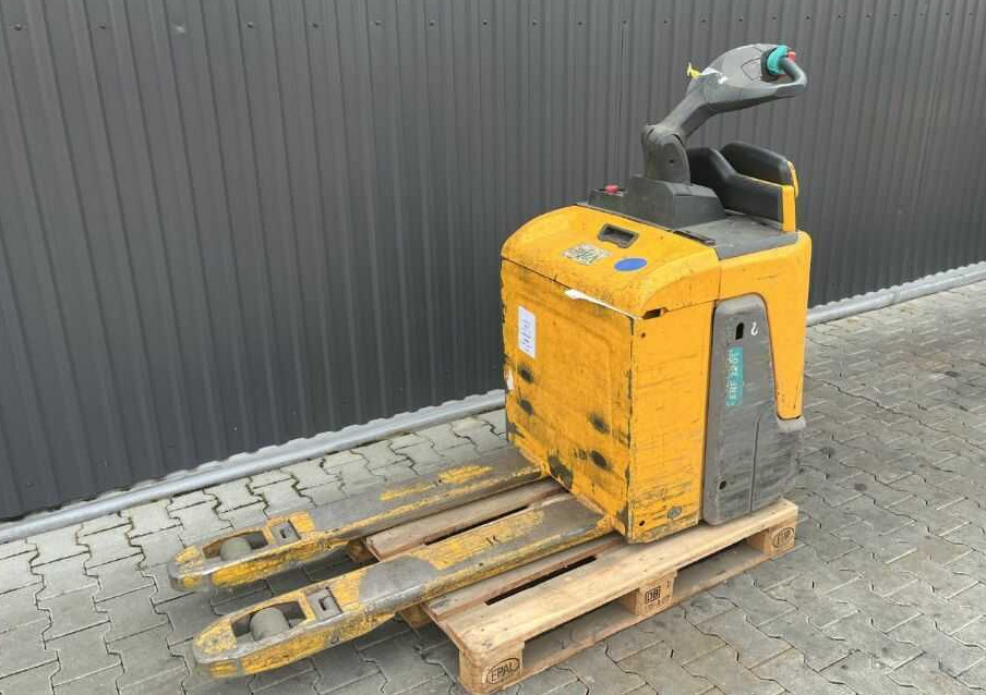 Jungheinrich ERE120 - Stacker: picture 1 Jungheinrich ERE120 - Stacker: picture 1
