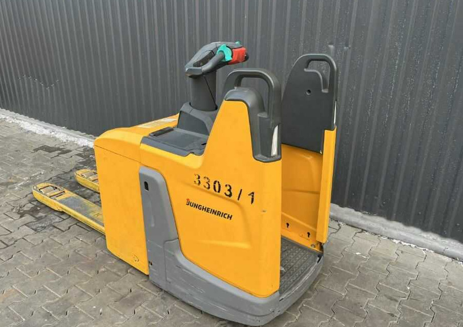 Jungheinrich ERE120 - Pallet truck: picture 3 Jungheinrich ERE120 - Pallet truck: picture 3