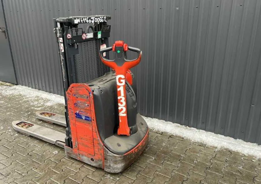 Linde D08 - Stacker: picture 3 Linde D08 - Stacker: picture 3