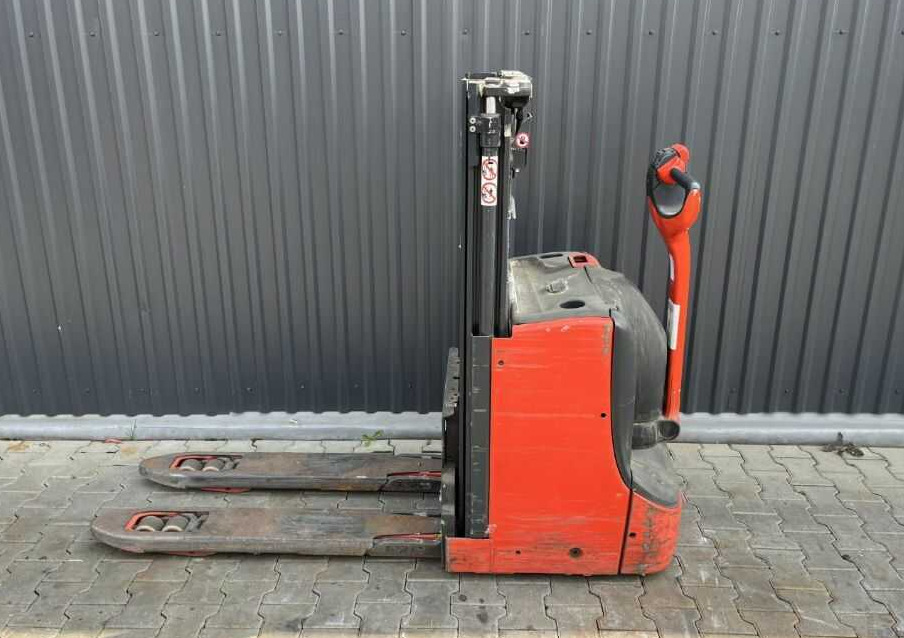 Linde D08 - Stacker: picture 2 Linde D08 - Stacker: picture 2