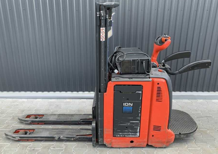 Stacker Linde D14AP: picture 6