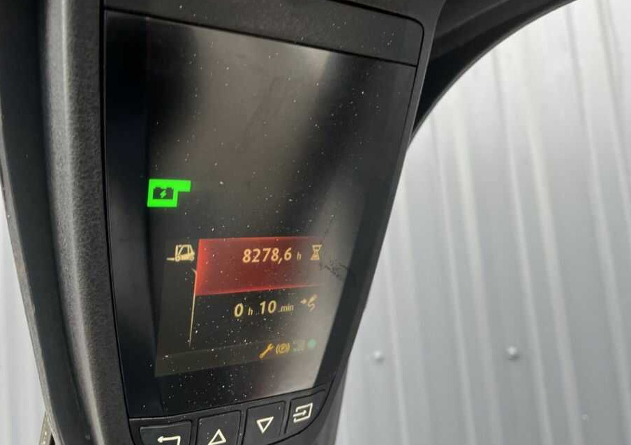 Linde E15-02 - Electric forklift: picture 5 Linde E15-02 - Electric forklift: picture 5