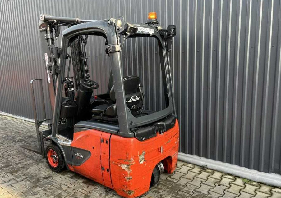 Linde E16C-02 - Electric forklift: picture 3 Linde E16C-02 - Electric forklift: picture 3