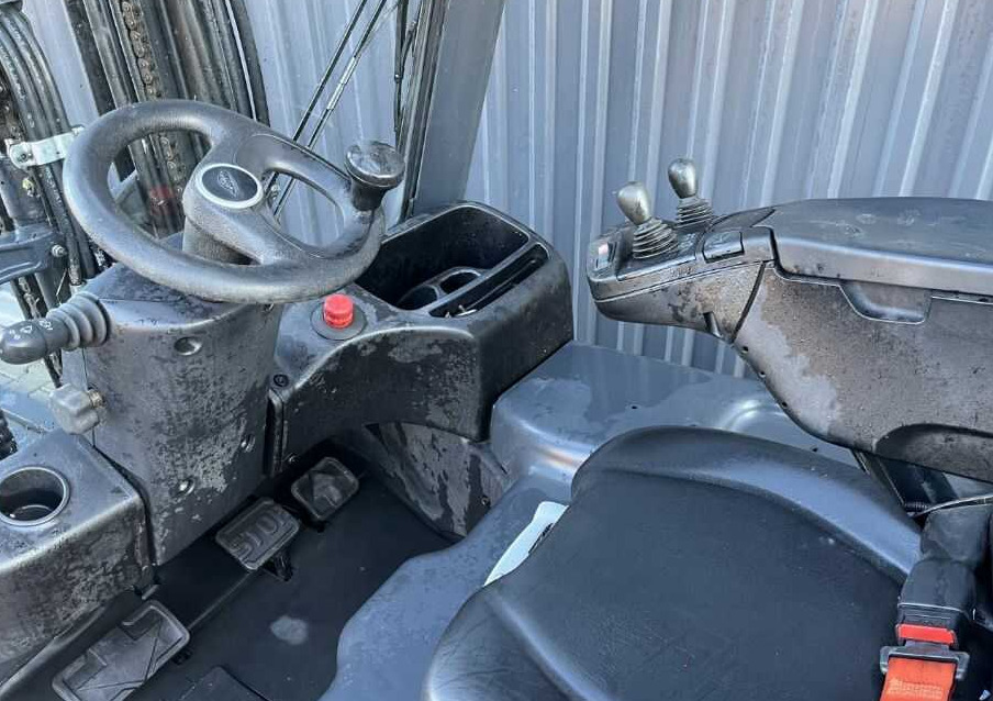 Electric forklift Linde E16P-02: picture 8