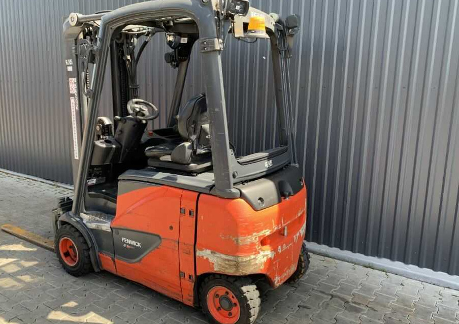 Linde E18PH-02 - Electric forklift: picture 3 Linde E18PH-02 - Electric forklift: picture 3