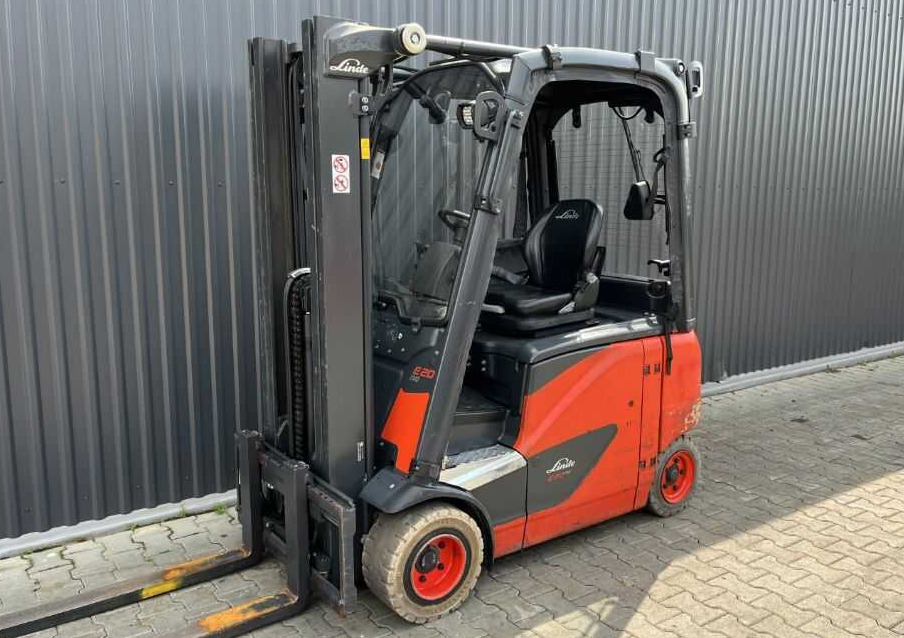 Linde E20PH-02 - Electric forklift: picture 1 Linde E20PH-02 - Electric forklift: picture 1