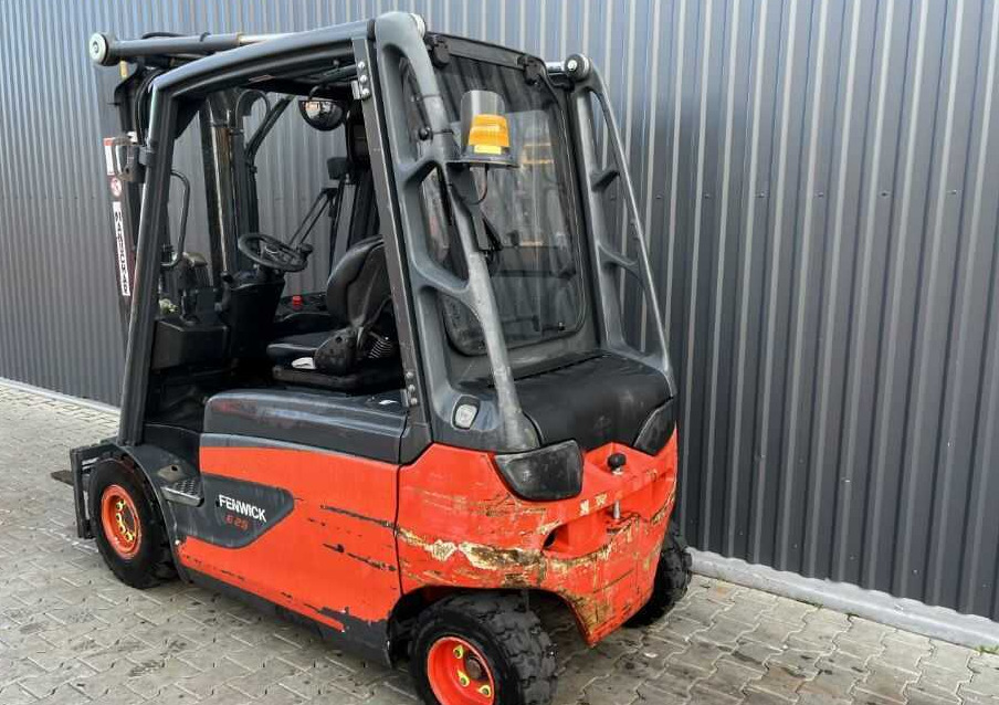 Linde E25L-01 - Electric forklift: picture 3 Linde E25L-01 - Electric forklift: picture 3
