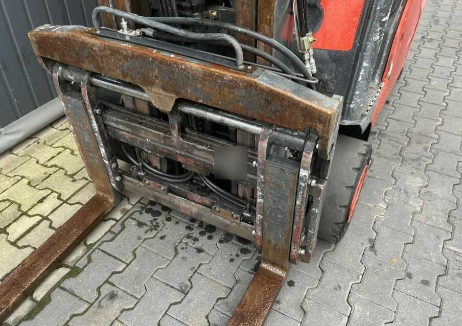 LPG forklift Linde H20T-01: picture 10 LPG forklift Linde H20T-01: picture 10