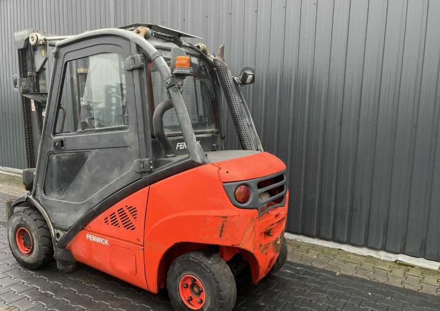 Linde H25D-01 - Diesel forklift: picture 3 Linde H25D-01 - Diesel forklift: picture 3