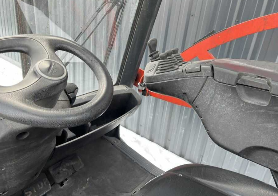 Linde H25D-02 - Diesel forklift: picture 5 Linde H25D-02 - Diesel forklift: picture 5