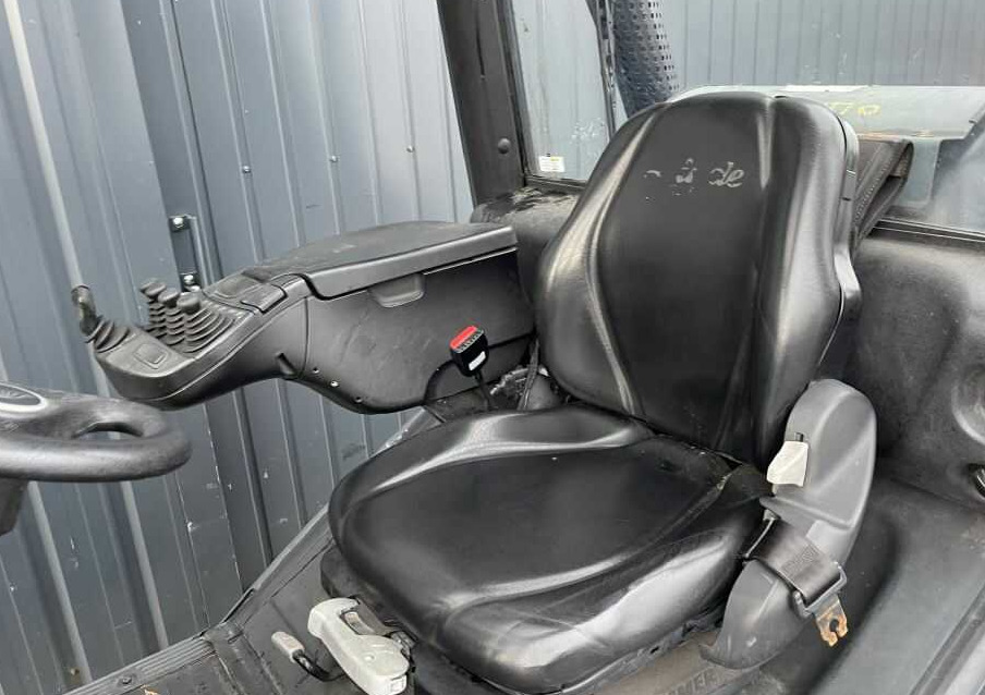 Linde H25T-01 - LPG forklift: picture 4 Linde H25T-01 - LPG forklift: picture 4