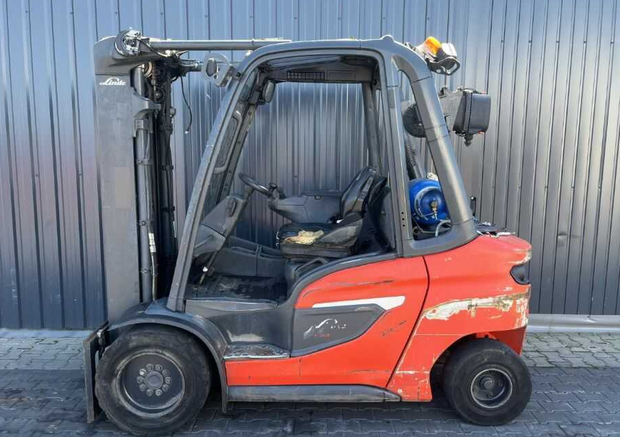 Linde H35T-01 - LPG forklift: picture 2 Linde H35T-01 - LPG forklift: picture 2