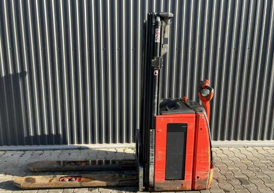 Linde L16 - Stacker: picture 3 Linde L16 - Stacker: picture 3