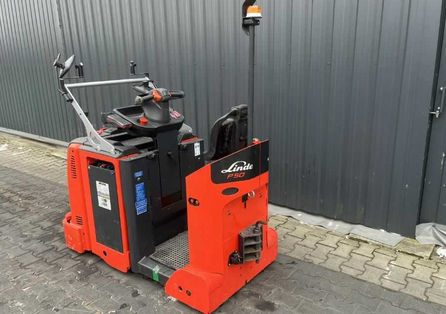 Linde P50C - Tow tractor: picture 3 Linde P50C - Tow tractor: picture 3
