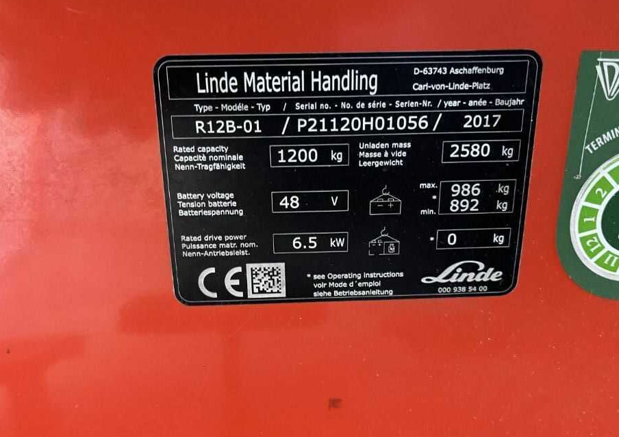 Linde R12B - Reach truck: picture 4 Linde R12B - Reach truck: picture 4