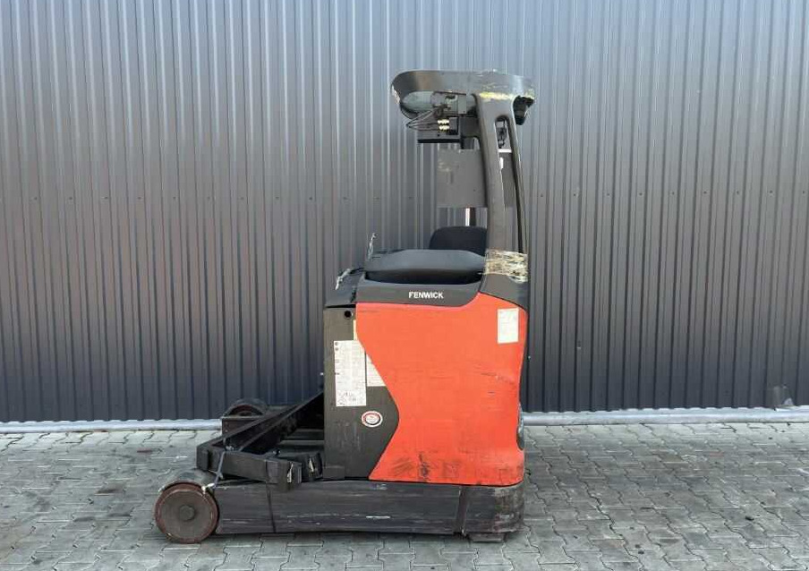 Linde R14HD-01 - Reach truck: picture 2 Linde R14HD-01 - Reach truck: picture 2